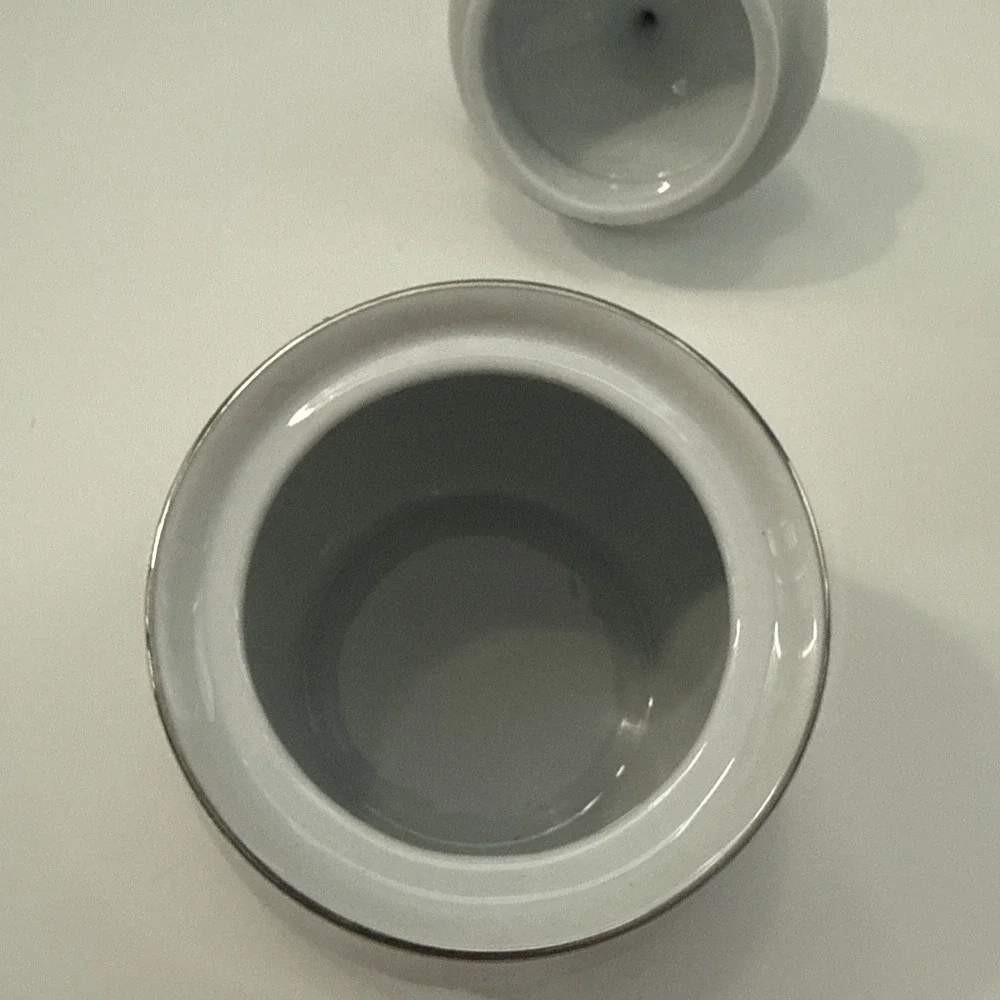 Vintage Crown Ming Fine China 